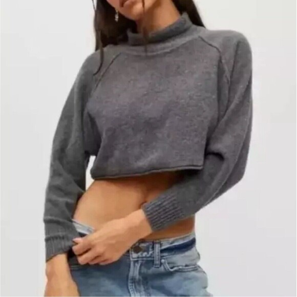 Urban Outfitters Sweaters - UO Kyla Cropped Turtleneck Sweater Sweatshirt Soft-Knit Grey Seam Detail Small